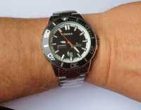 zegarek doxa shark 300 diver pierścień czarno zielony