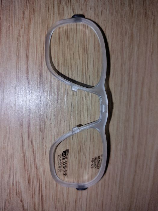 Okulary sportowe przeciwsłoneczne DEMETZ z wkładką korekcyjną