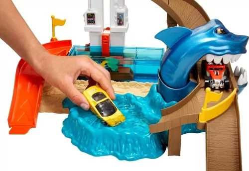 Іграшки Хотвілс (Акула та Фура)