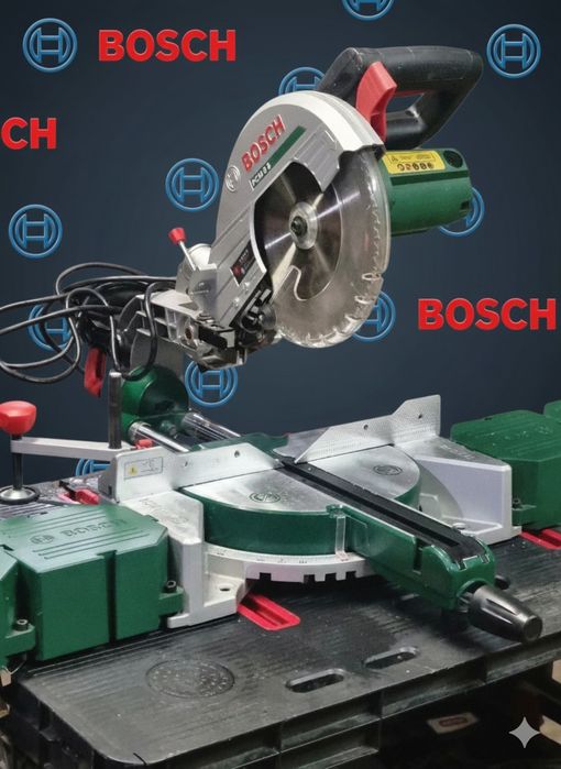 Ukośnica Bosch PCM 8 Uszkodzony LASER