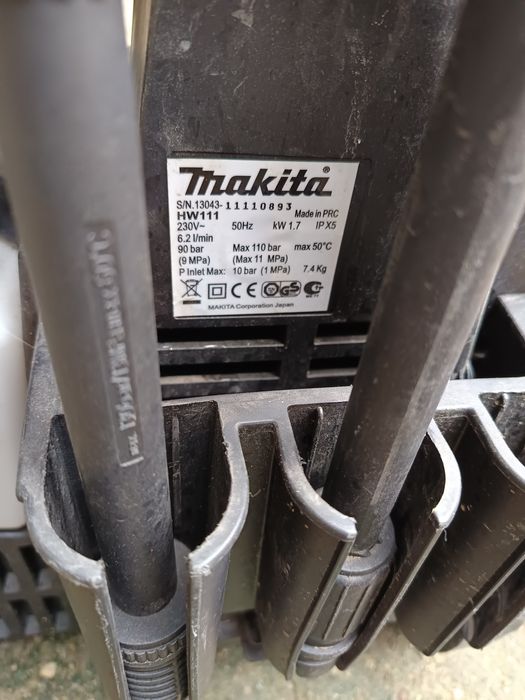 Myjka ciśnieniowa Makita HW111 uszkodzona na części ? Do naprawy?