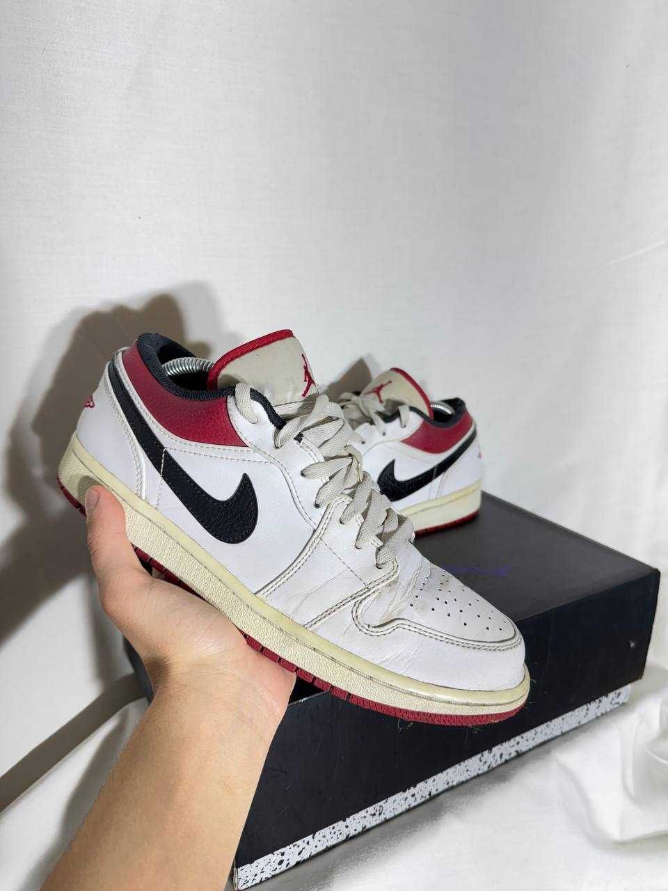 Buty Nike Air Jordan 1 Low White University Red Drill Drip Y2k