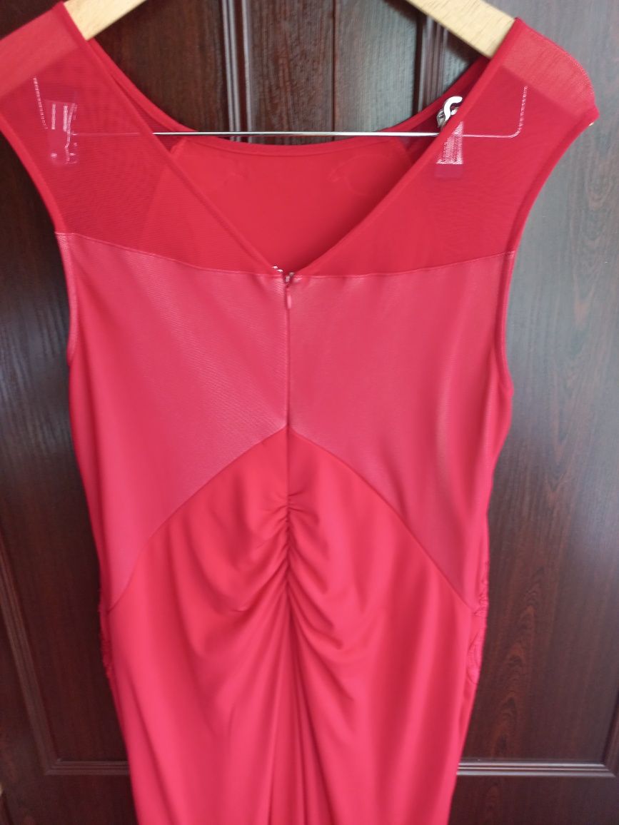 Czerwona suknia r. 44
