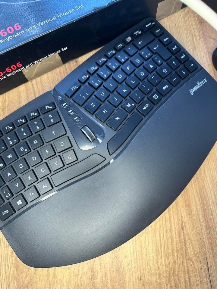 Bezprzewodowy, ergonomiczny zestaw KLAWIATURA + MYSZ
