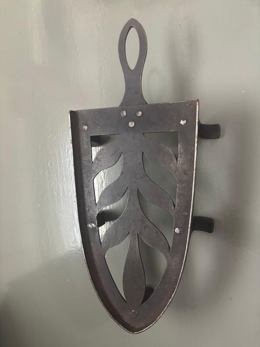 Zabytkowa podstawka pod żelazko