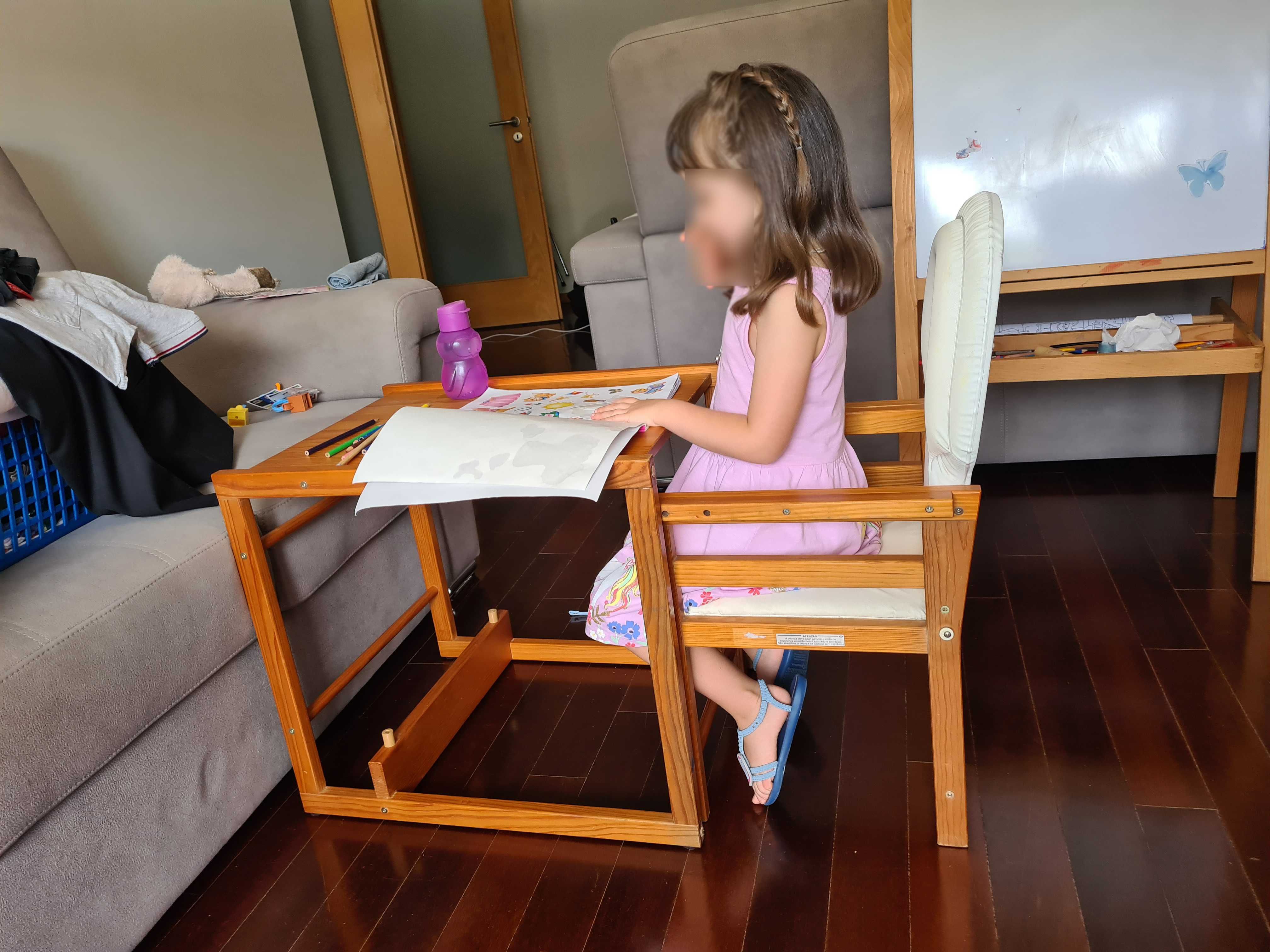 Cadeira + mesa INFANTIL