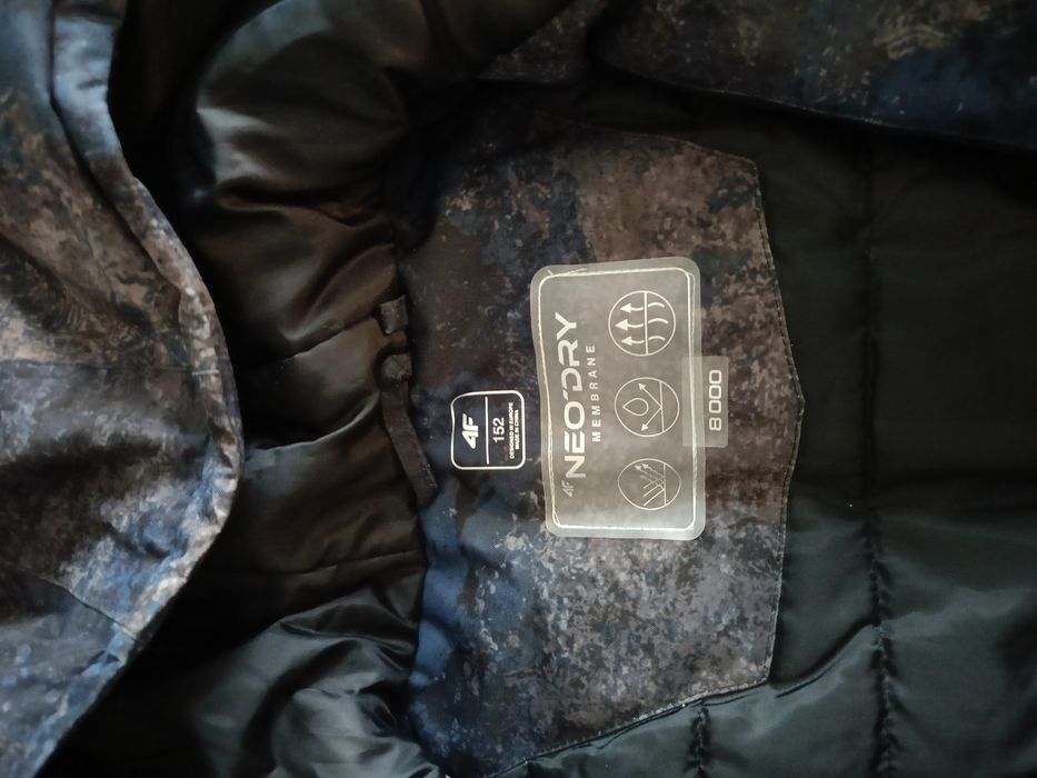 Kurtka zimowa narciarska 4f 152 cm