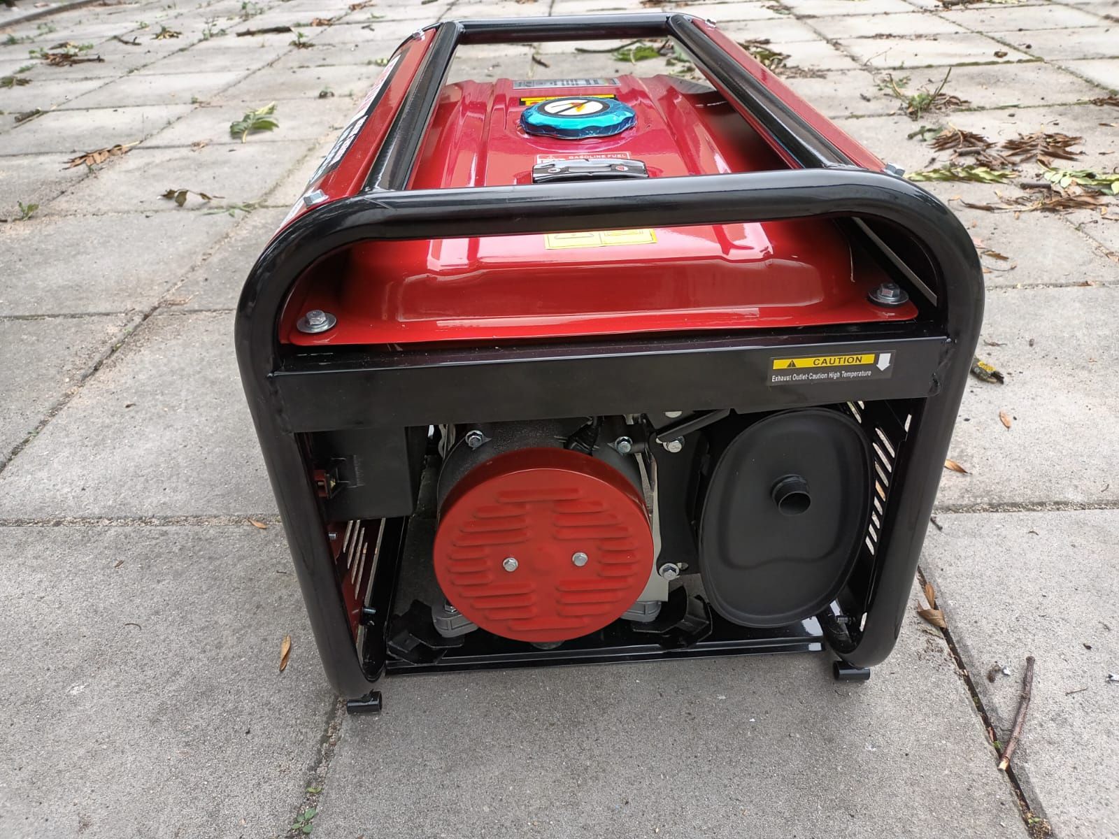 Generator prądu nowy .