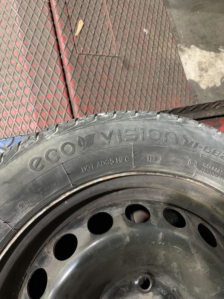 Pneu Ovation 195/60 R15