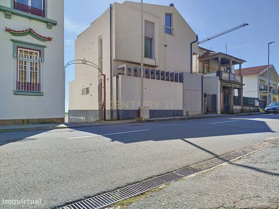 Moradia - Exclusivo em Viana do Castelo, com vista para o mar, compost