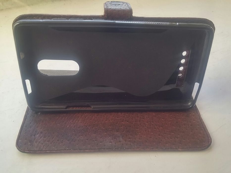 Кожаный чехол-книжка ручной роботы