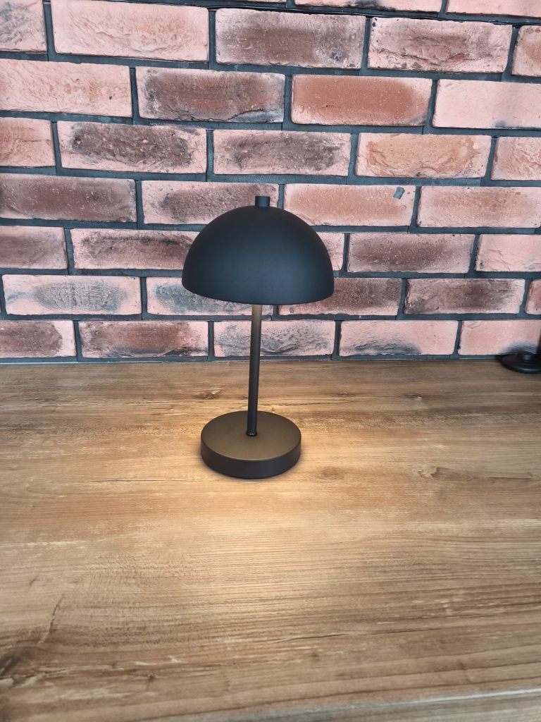 Stylowa lampa stołowa czarna LED USB-C 3 stopnie jasności