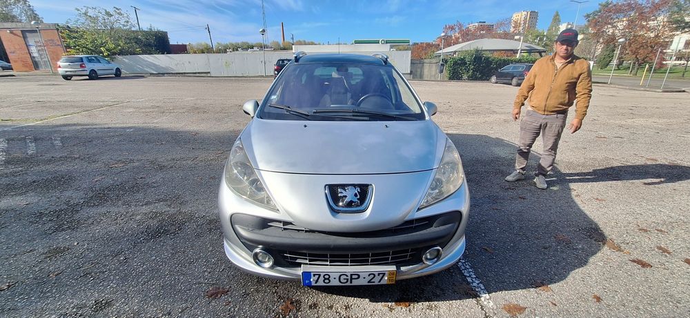 Peugeot 207sw  Ano 2008 em dias