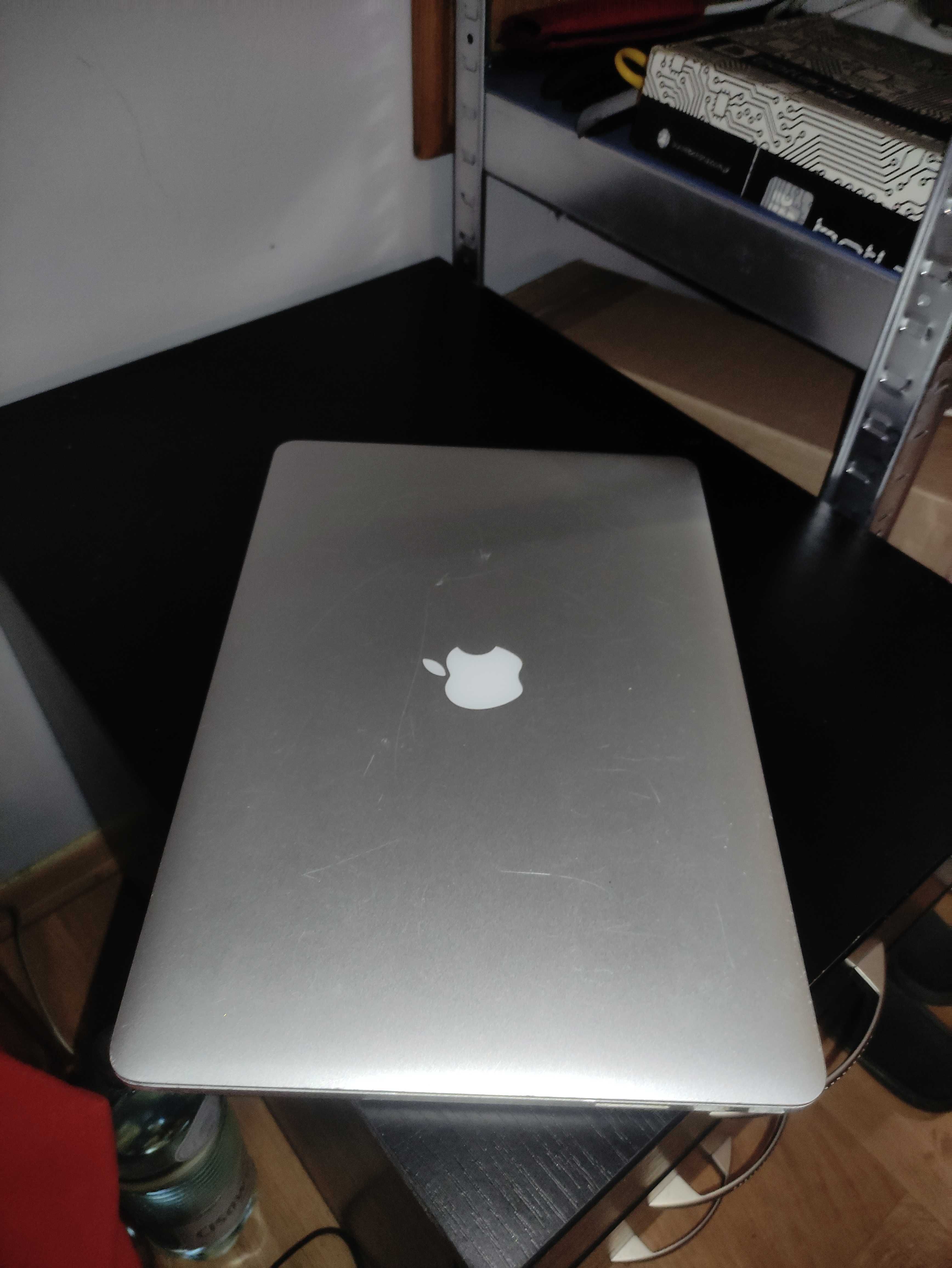 komputer notebook Macbook PRO A1398