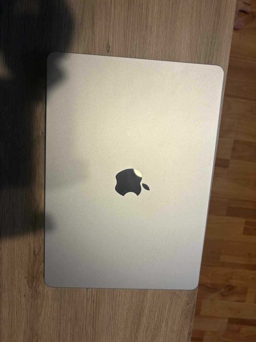 Apple MacBook Air 13,6" M2 16GB RAM 256GB Dysk Kolor Starlight