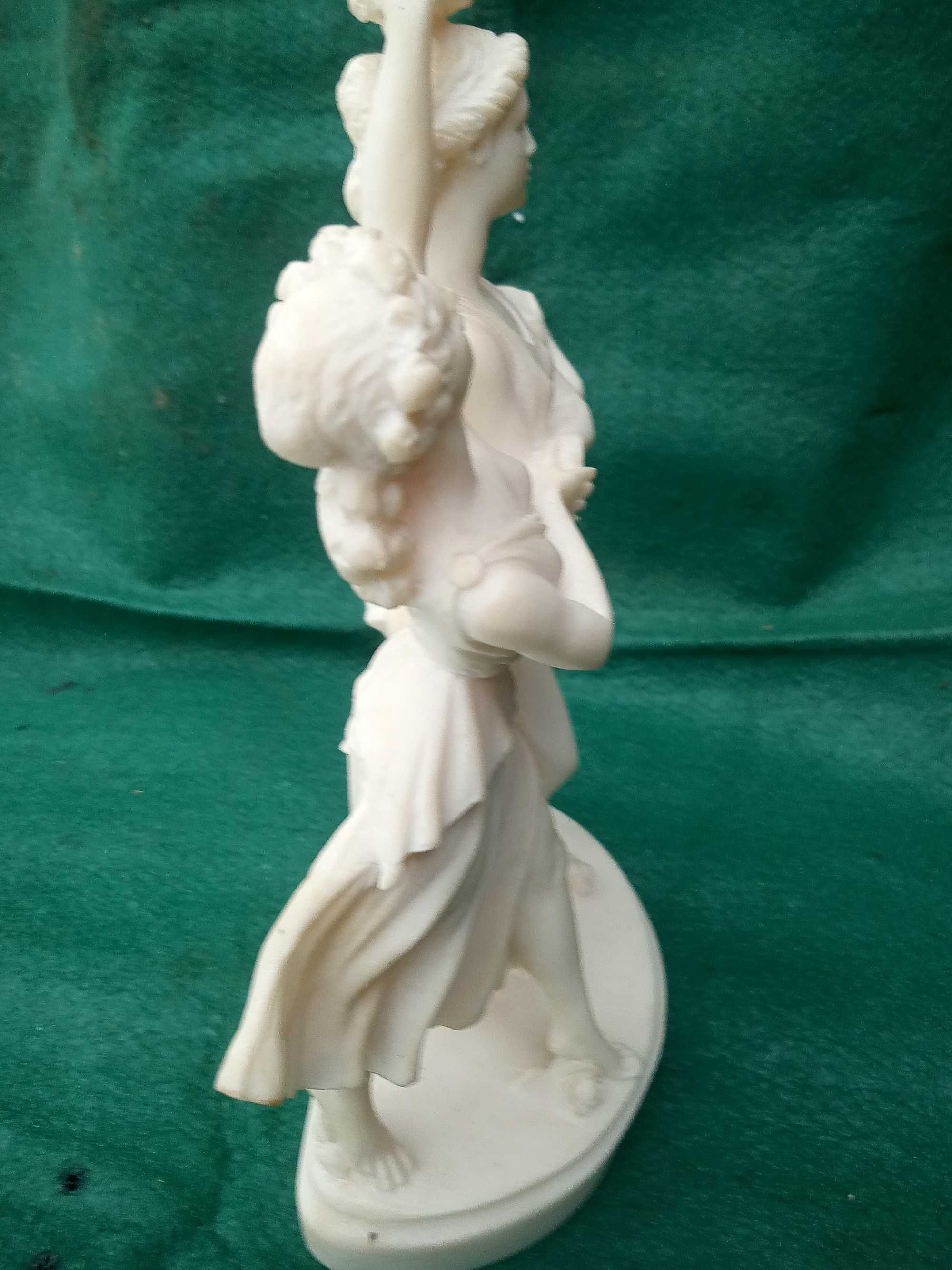 Figura rzeżba Trzy Gracje odlew z żywicy alabaster 23 cm