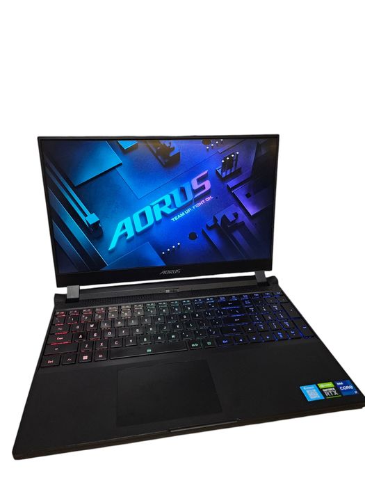 Laptop gamingowy Gigabyte Aorus 5 i7 12th RTX 3070 1 TB SSD 16GB RAM