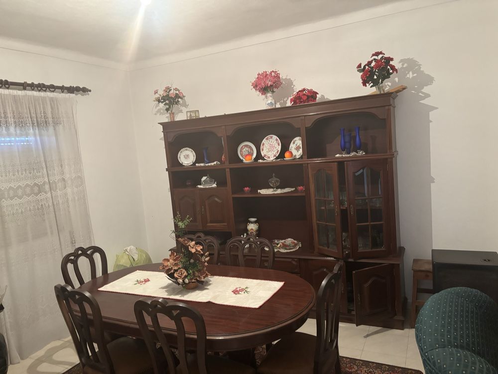 Casa mobilada samora correia bem localisada