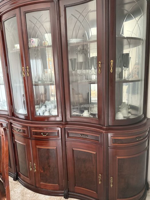 Vende-se moveis de madeira