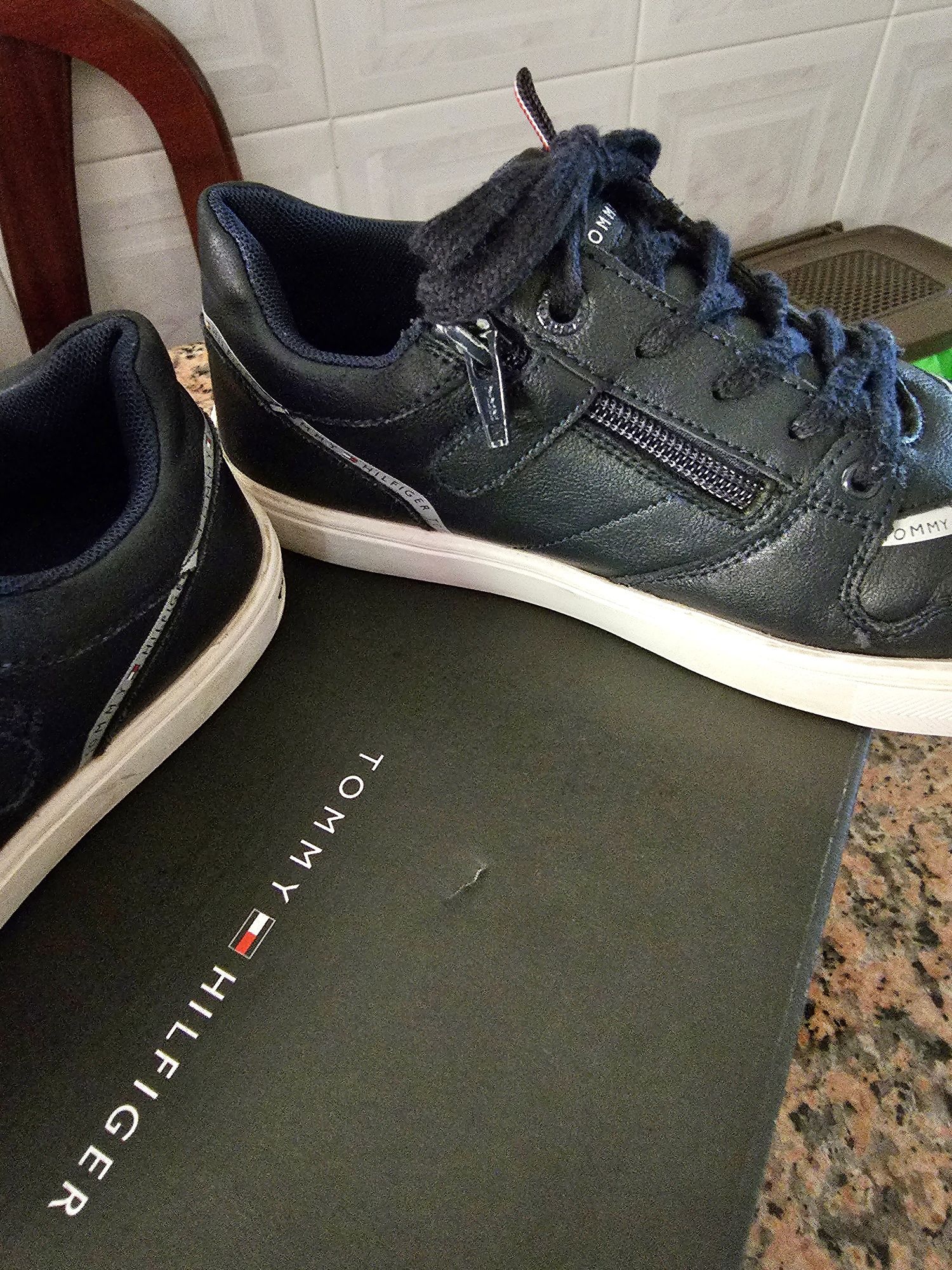 Tenis Tommy T: 37
