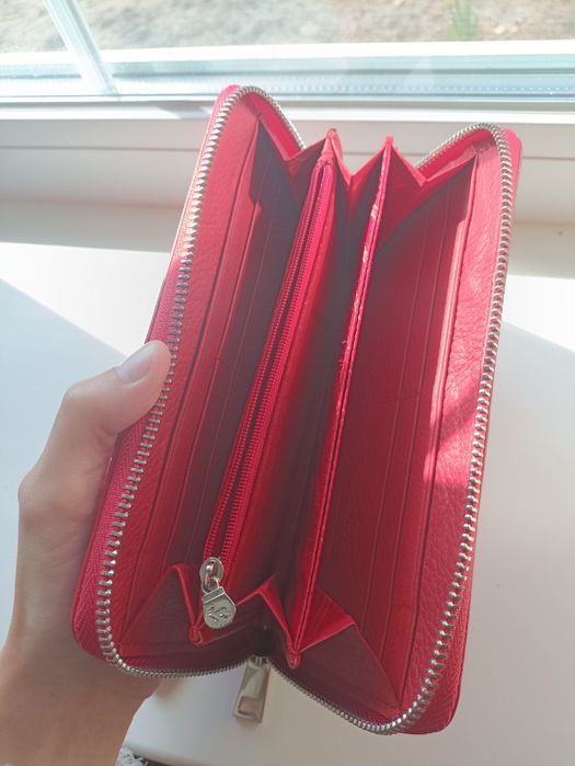 Продам жіночий гаманець з натур. шкіри