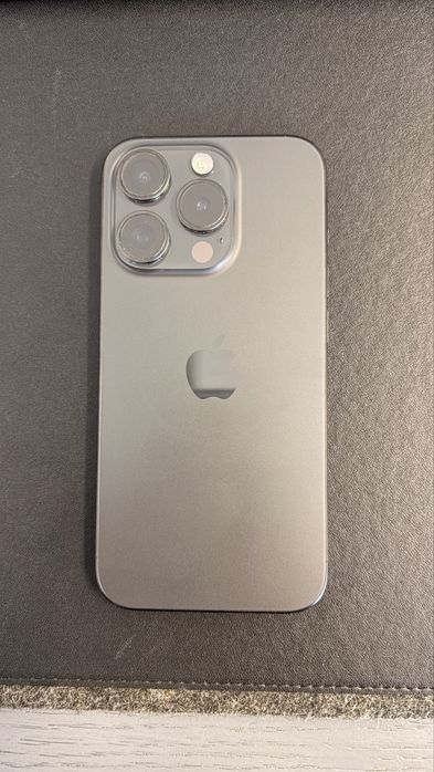 iPhone 15 Pro 256GB Preto Sideral