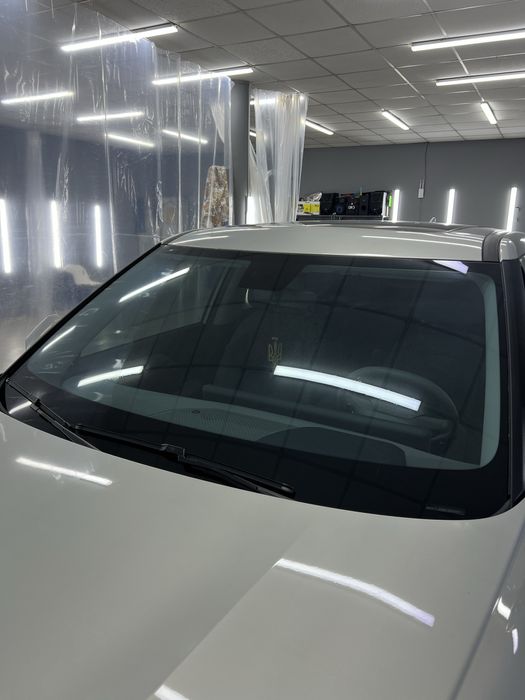 Автостекло, полірування ,замена , продажа ,ремонт ,тонировка