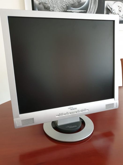 Monitor Fujitsu 19.5 polegadas