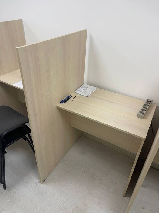 РОЗПРОДАЮ МЕБЛІ, столи,крісла,тумби,шафи,стелажі,комоди,меблі в кільк