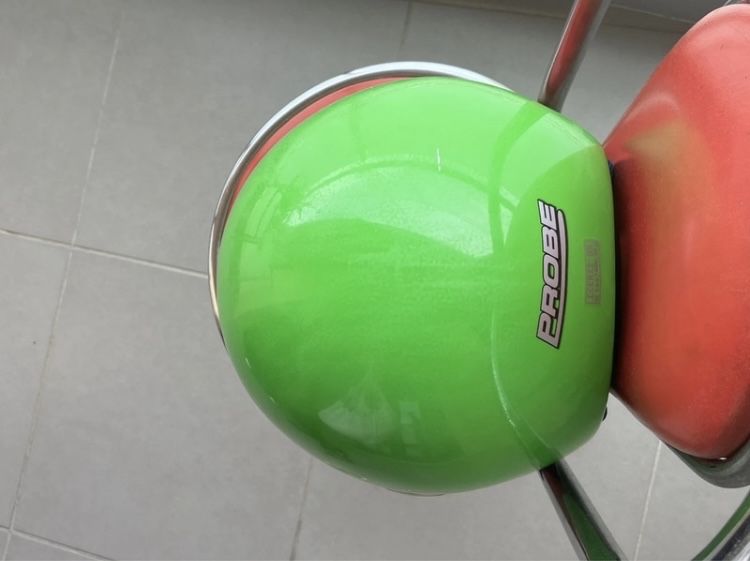 Preço negociavel. Capacete usado no maximo 10 vezes