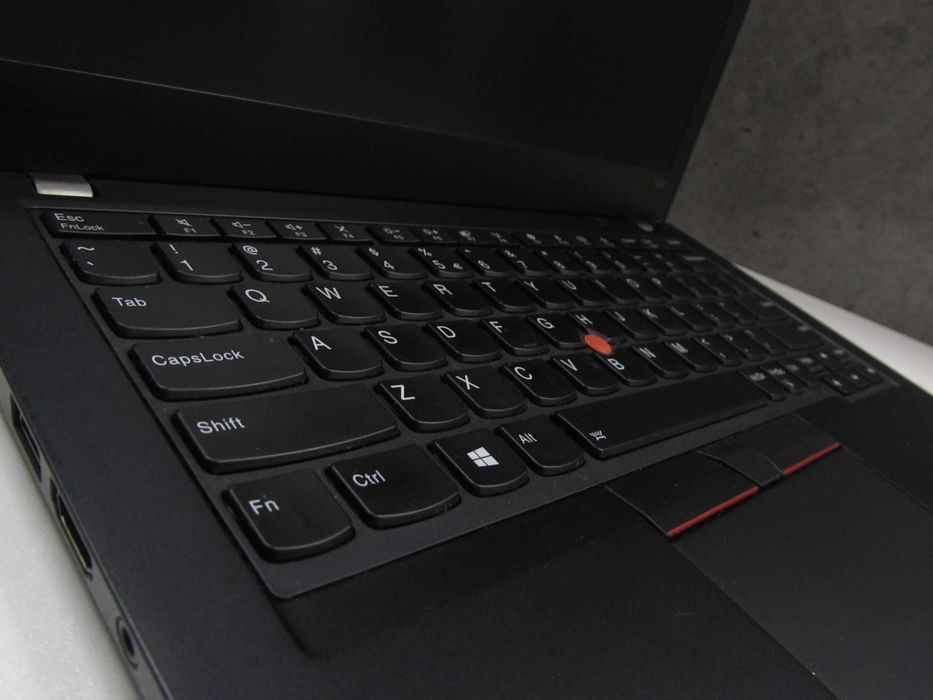 Cienki Lenovo Dotyk ThinkPad X280 i5 8350U 8GB dysk SSD 256GB laptop