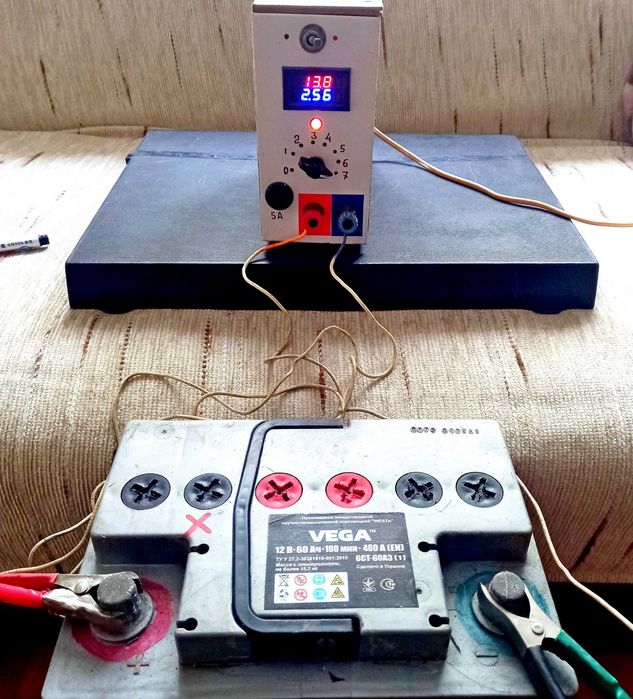 Зарядное трансформаторное 6A/ 12 -19,8V 6A с индикацией V и А.