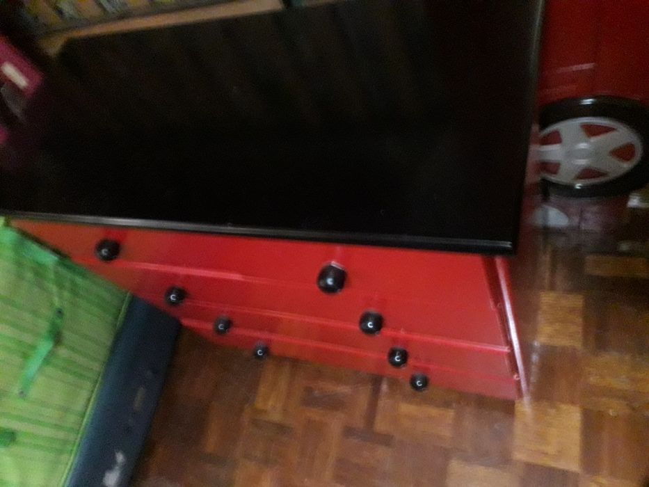 Vendo cómoda usada mas em bom estado.