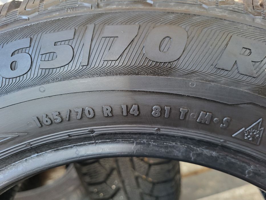 Opony zimowe 165/70/14 Semperit