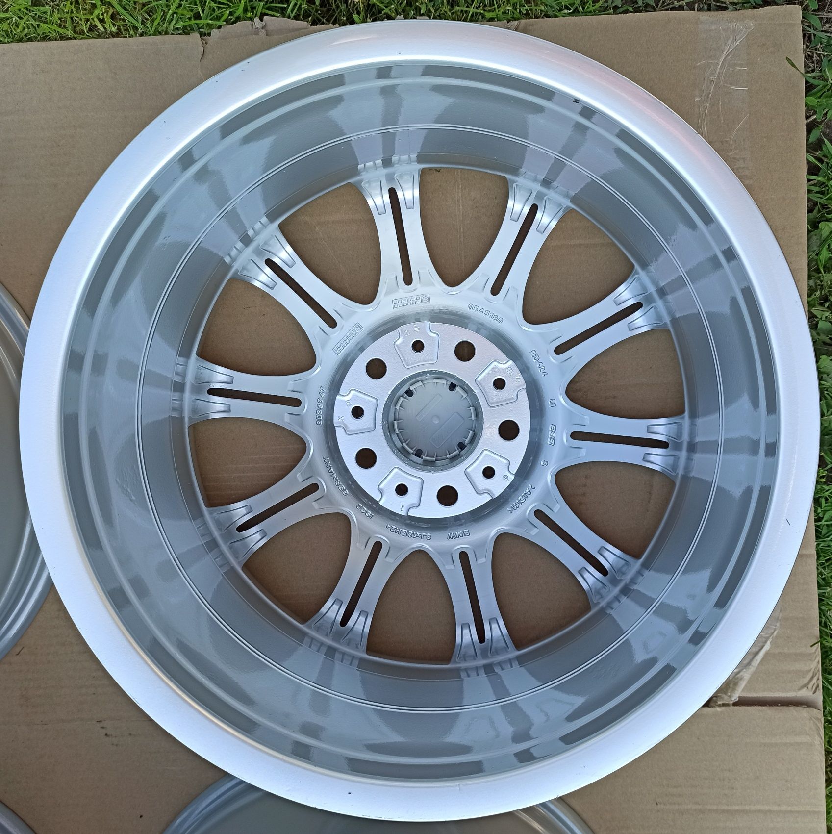 Felgi Oryginał BMW E60 E61 F10 F11 F30 8Jx18 ET20 5x120 BBS