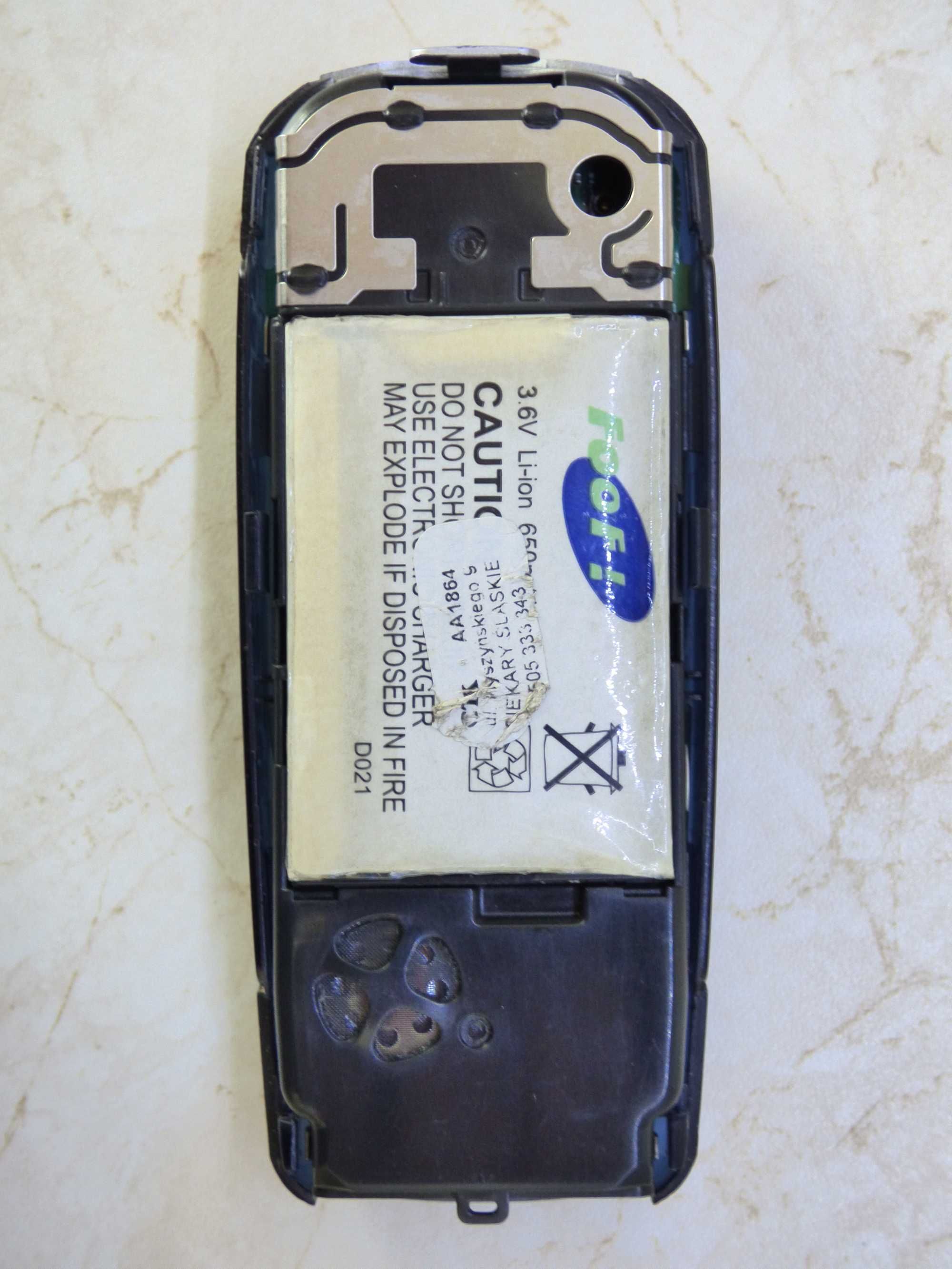 MOTOROLA Milestone (Droid|A853) + C385