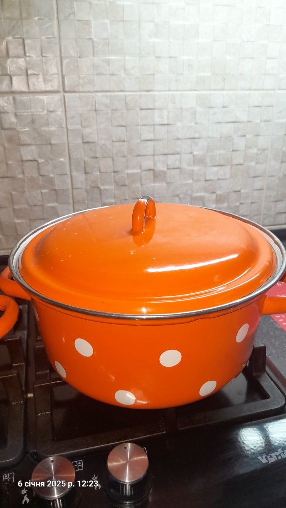 Кастрюли эмалированные