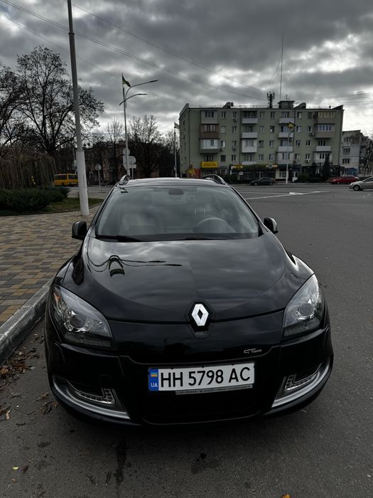 Рено меган 2012г