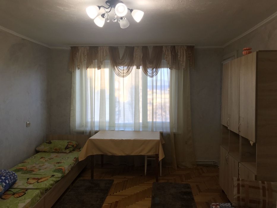 Здам місце в кімнаті дівчатам без власник.Проспект Свободи