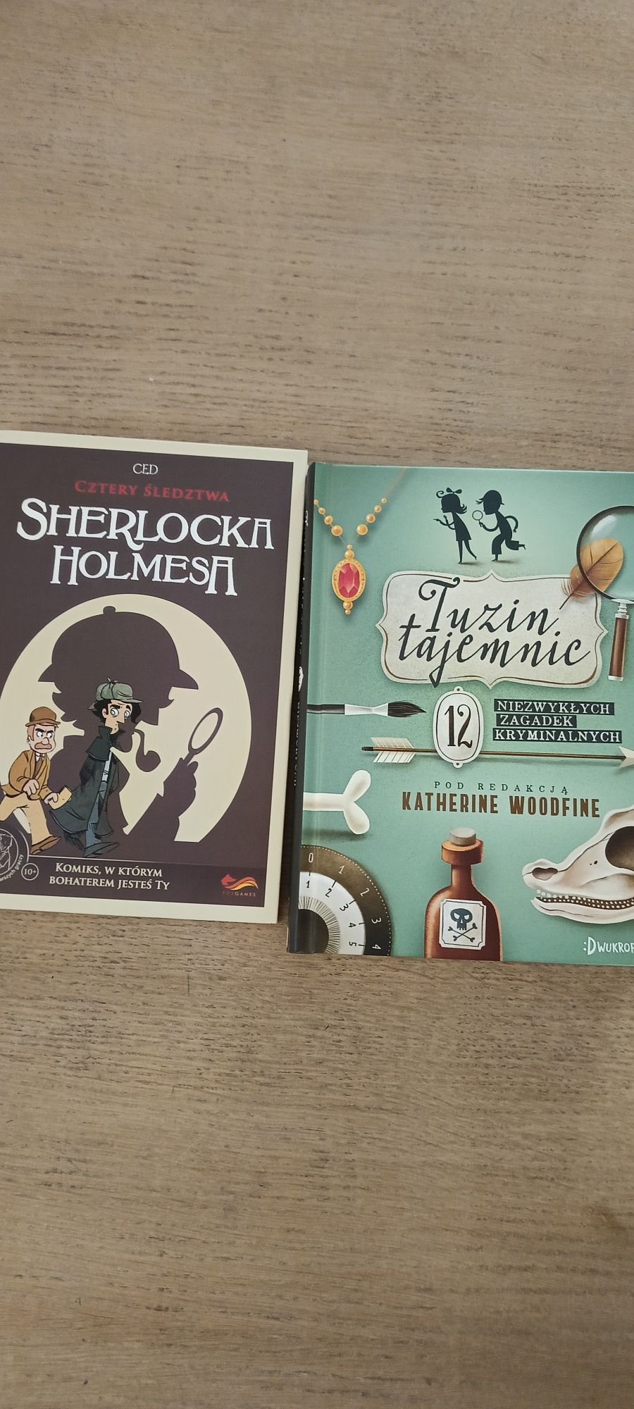 2 książki "Cztery śledztwa Sherlocka Holmesa" i "Tuzin tajemnic"