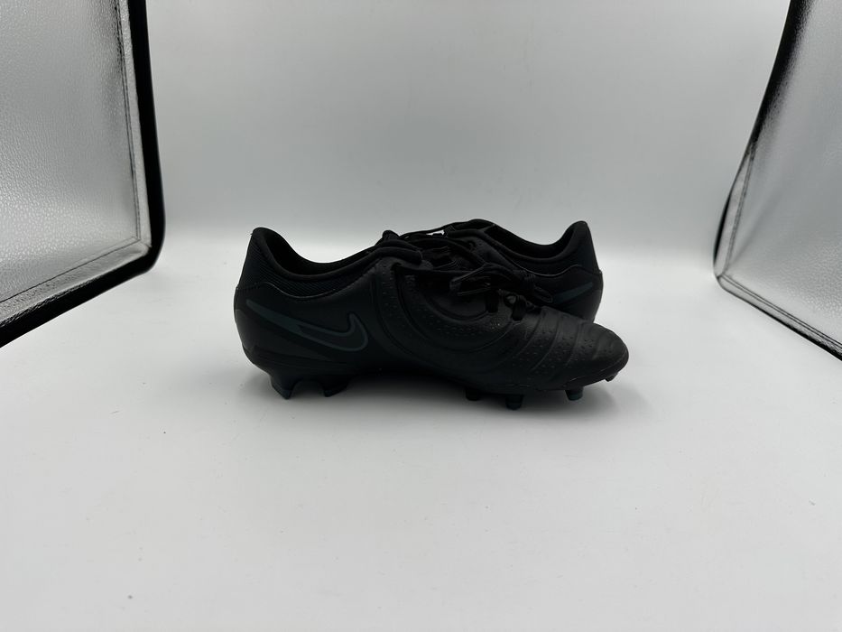 Buty piłkarskie Nike legend Academy 36