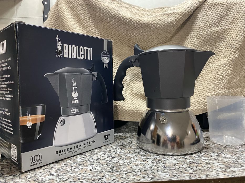 Кавоварка гейзерна Bialetti Brikka Induction на 4 чашки (170 мл.)