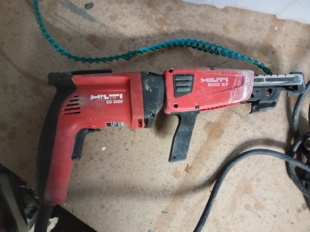 Wkrętarka taśmowa Hilti sd5000