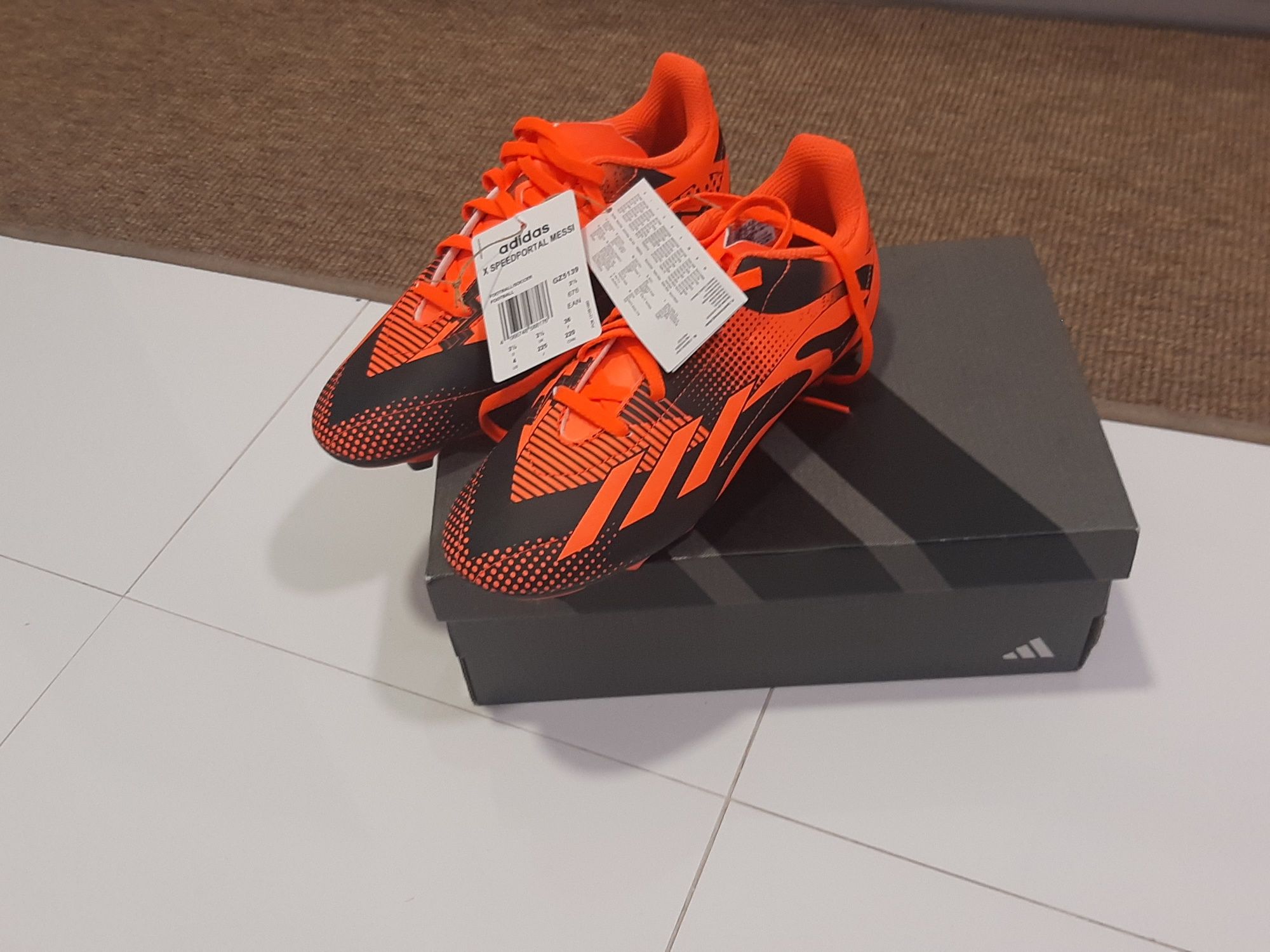 Chuteiras de Futebol Adidas 36 X Messi e Botas Levis 36 e 37