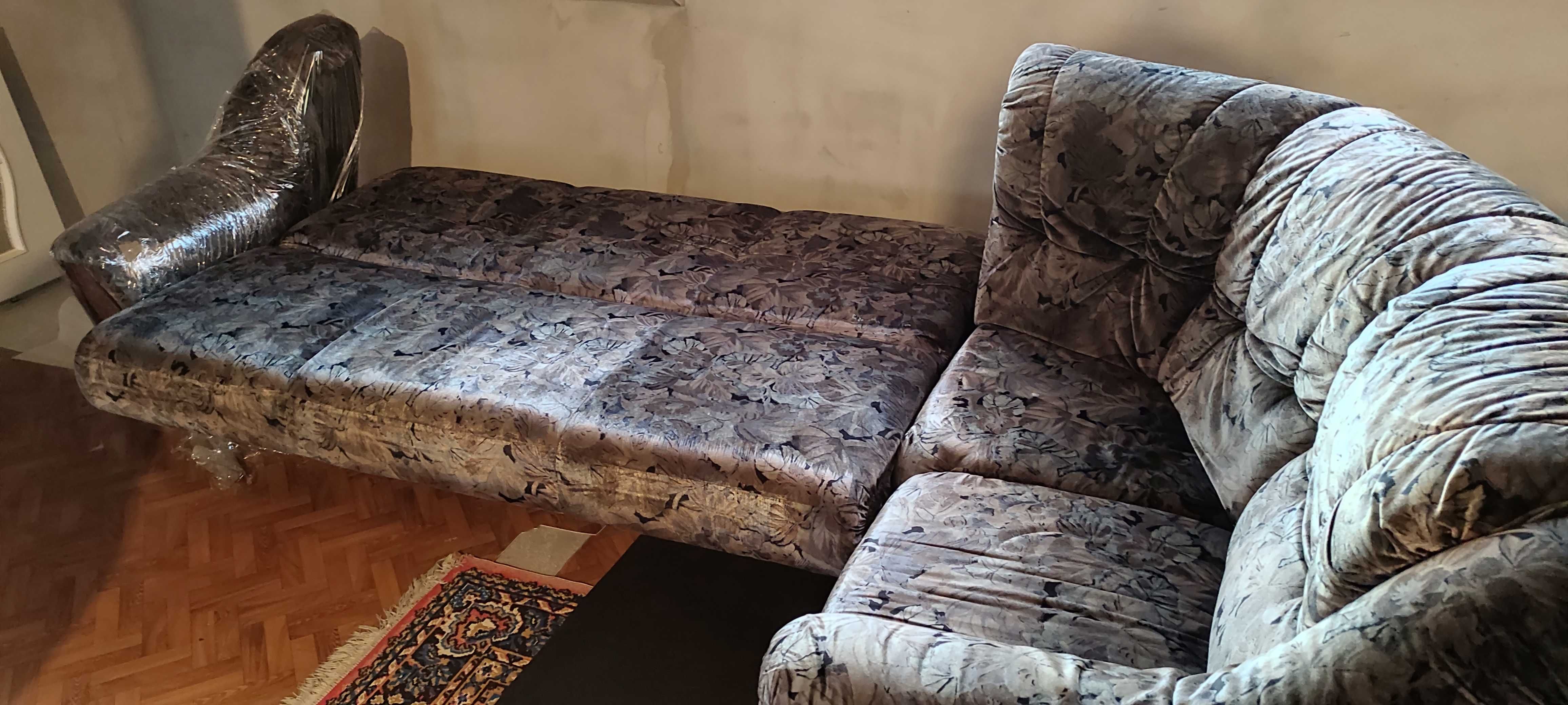Narożnik rozkładany, fotel, 2 pufki