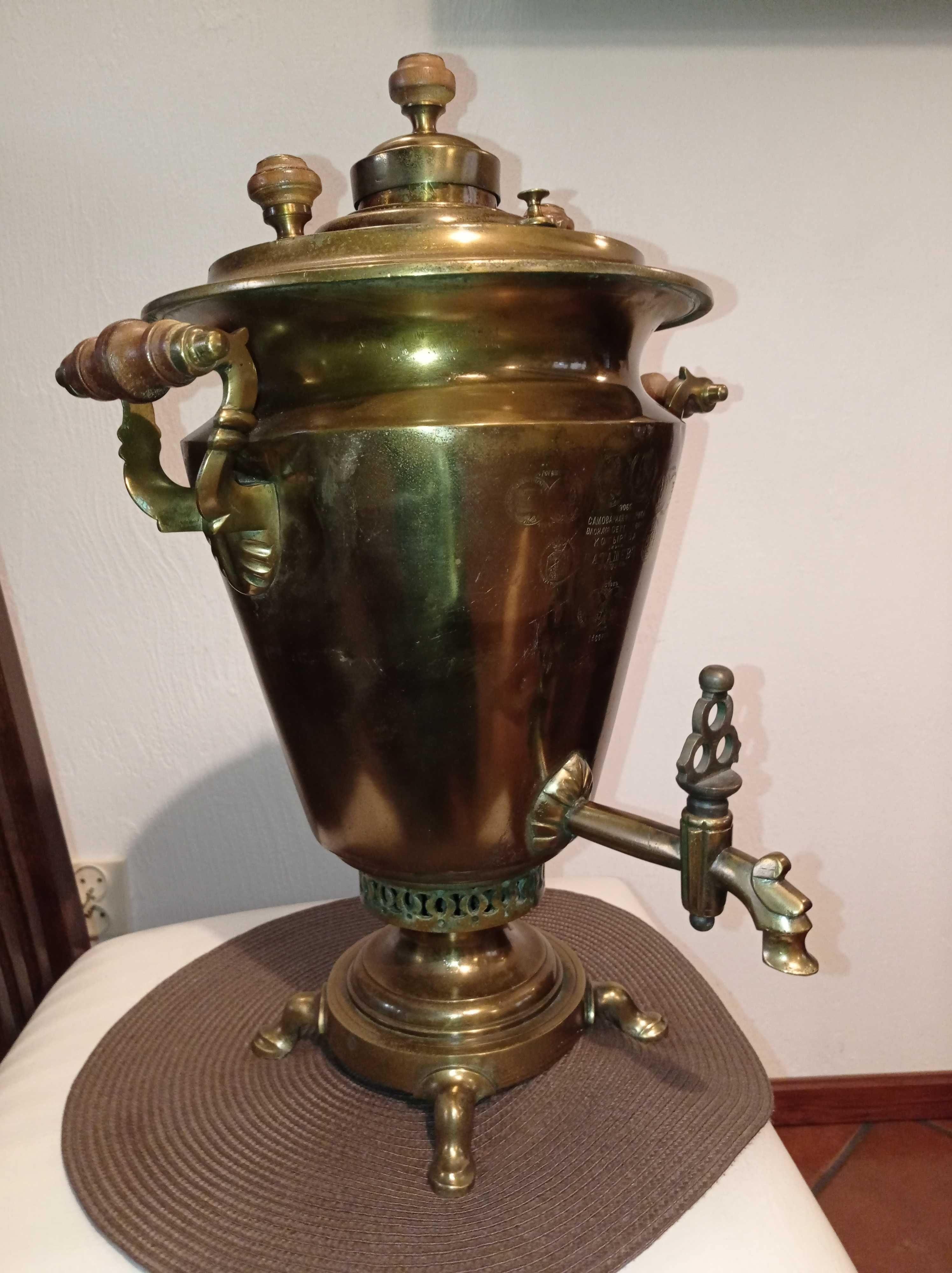 Stary  mosiężny samowar ,,TUŁA ,,  z 1906 roku  -  Bataszew
