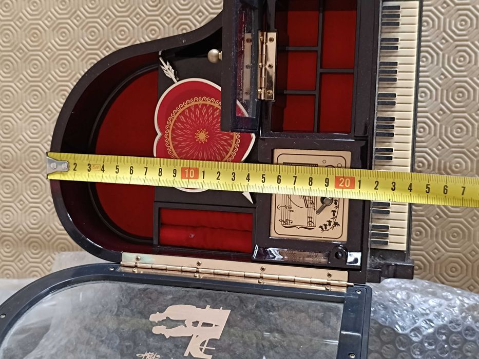 Piano Musical Porta Joias Kings