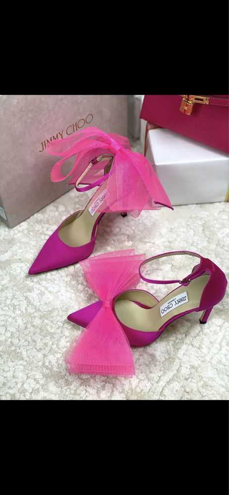 Продам босоножки Jimmy Choo