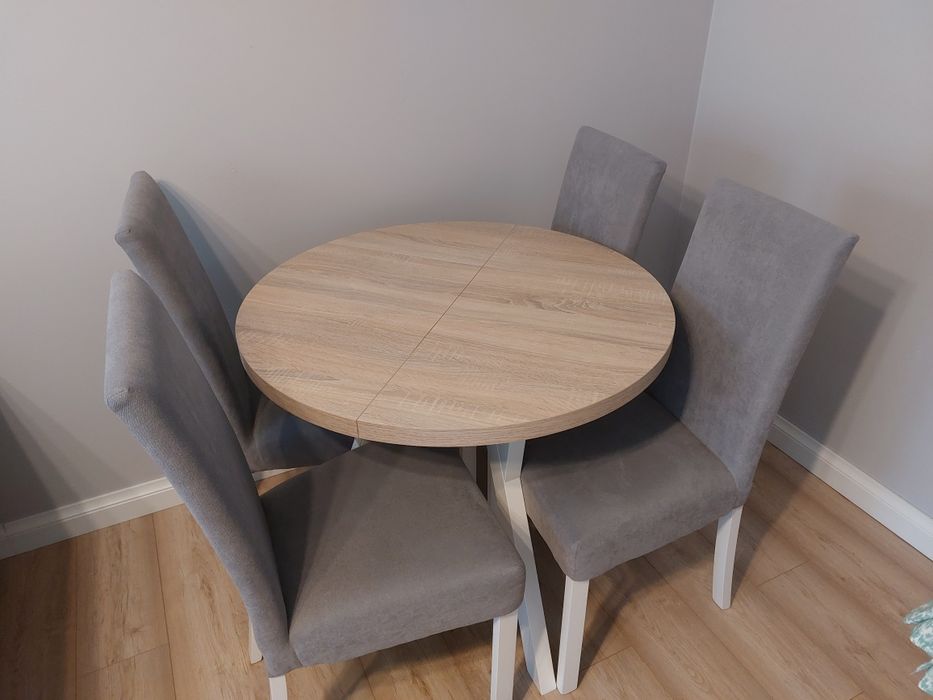 Sprzedam stół rozkładany