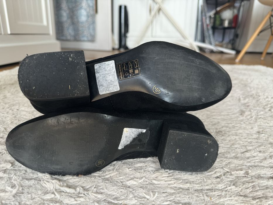 Buty zamszowe kozaki czarne damskie roz.38